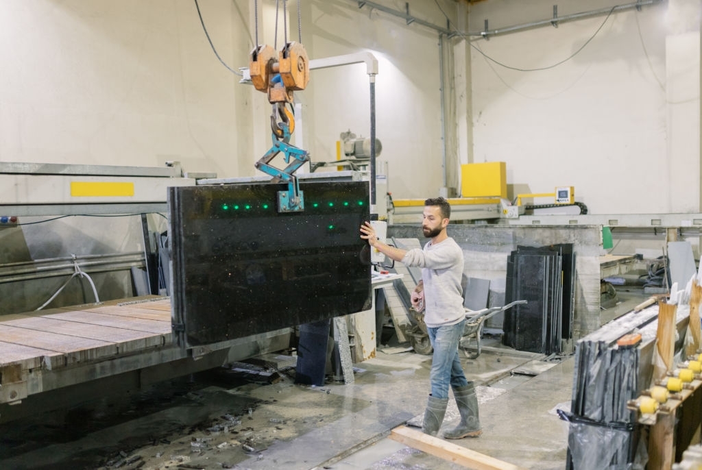 Quartz Manufacturing Process Step by Step Bsg Glass Chips