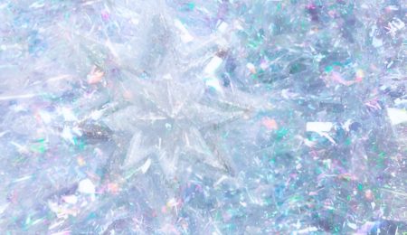 Transforming Old Glass into Crushed Chips