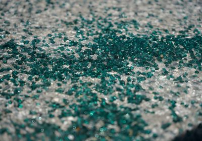 What Are Glass Chips Made Of