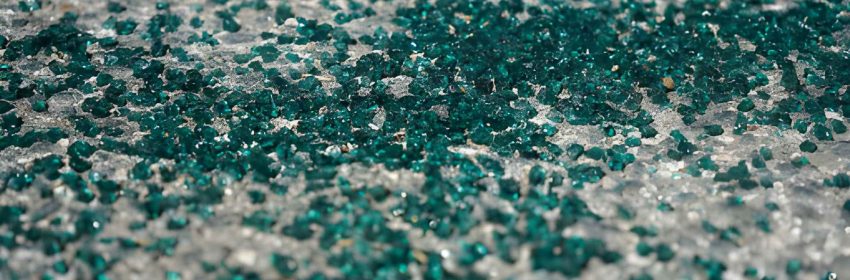 What Are Glass Chips Made Of