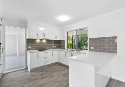 pros cons crushed glass countertops