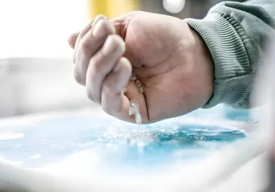 Innovative Ways Architects Are Using Glass Chips in Modern Buildings